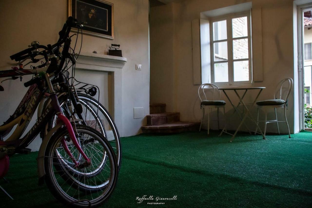 Lunesco Alloggio Divino, Chambre D'Amis Lu (Piedmont) Eksteriør billede